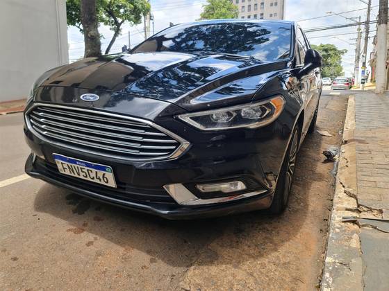 FORD FUSION 2.0 TITANIUM FWD 16V GASOLINA 4P AUTOMÁTICO FORD FUSION 2.0 TITANIUM FWD 16V GASOLINA 4P AUTOMÁTICO
